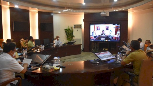 Rakor Sinergi Pusat dan Daerah Dalam Percepatan Penanganan Covid-19