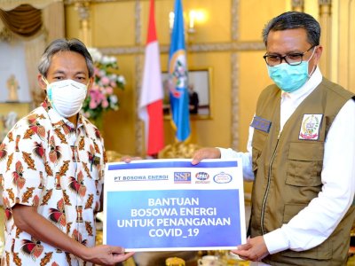 Bosowa Peduli Serahkan Dua Ventilator dan 40.000 PFS ke Pemprov Sulsel