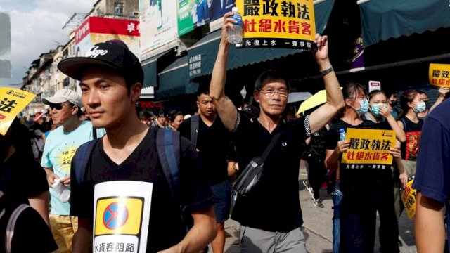 Teriakan Kemerdekaan Hong Kong, 180 Demonstran Diamankan