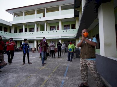 Wagub Sulsel Kembali Kunjungi Mahasiswa, Kali Ini Asrama Fakfak Papua Barat.