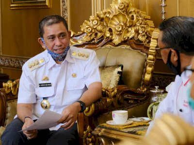 Bupati Wajo Temui Gubernur, Sampaikan Kondisi Pasca Banjir dan Penanganan Covid-19