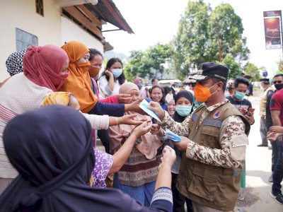 Respon Cepat Bencana, Wagub Sulsel Berada Di Depan Longsor Poros Palopo-Toraja Utara.
