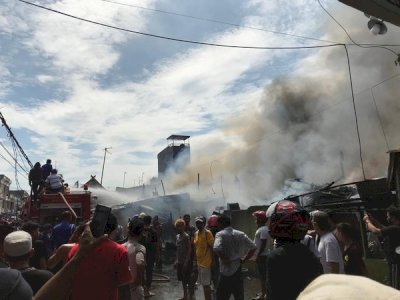 Petugas Damkar Dianiaya Saat Bertugas, Diduga Warga Geram Bantuan Lambat Datang