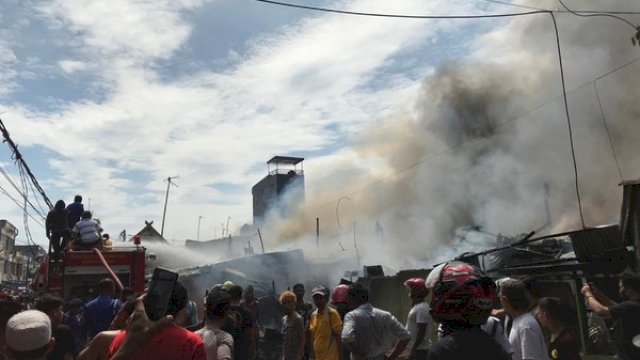 Petugas Damkar Dianiaya Saat Bertugas, Diduga Warga Geram Bantuan Lambat Datang