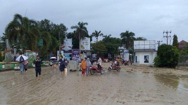 Update Banjir Masamba: 16 Korban Jiwa, Puluhan Warga Dirawat di Rumah Sakit
