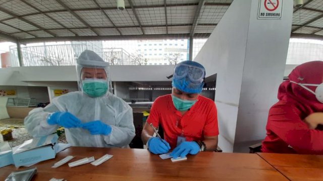 Mulai Senin, Pemkot Gelar Rapid Test Gratis Berlaku Bagi Warga yang Bepergian. Ini Lokasinya.