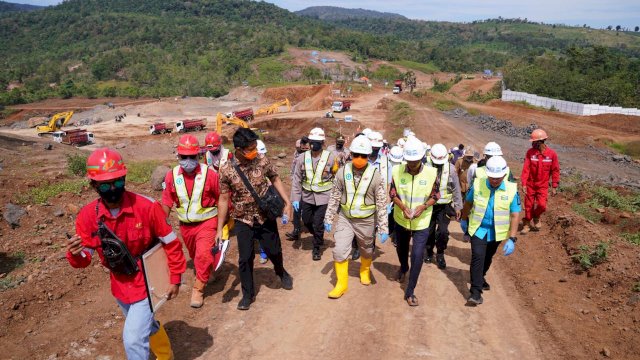 Bersama Wabup Takalar, Wagub Sulsel Tinjau Proyek Bendungan Pamukkulu