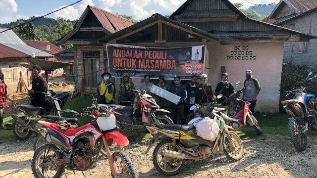Tim Trail Wagub Sulsel Tembus Maipi Wilayah Terisolir Bawa Bantuan
