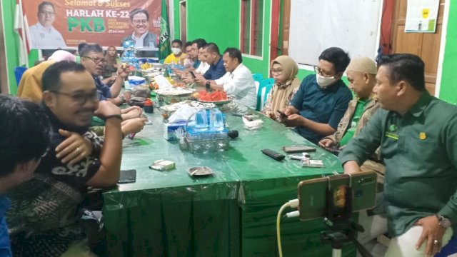 Saling Support, Koalisi Kacamatayya Kompak Hadiri Harla PKB