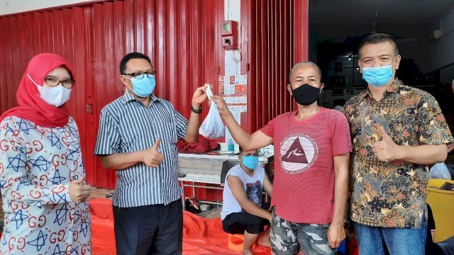 PDIP Sulsel Qurban 126 Ekor Hewan, ARW Sumbang 33 Ekor