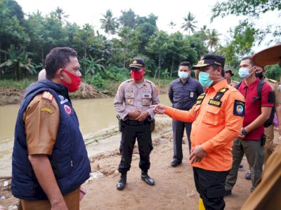 Enam Kali Banjir Selama Dua Bulan di Luwu, Wagub Harap Normalisasi Sungai Segera Ditindaklanjuti