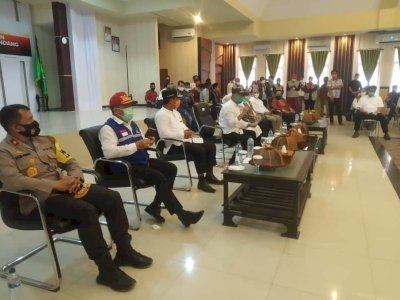 Menko PMK, Wagub Sulsel, Dan Bupati Lutra Duduk Bersama Bahas Percepatan Penanganan Bencana Banjir Bandang