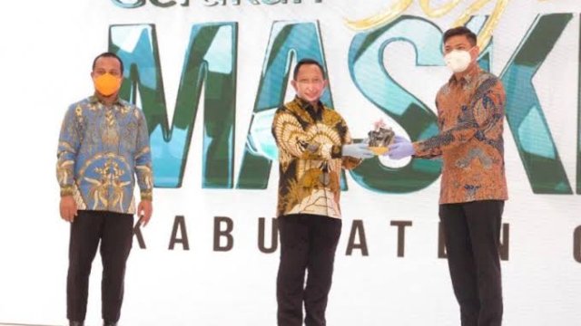 Mendagri Resmikan Gerakan Sejuta Masker di Gowa