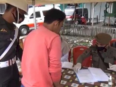 Hari Pertama PPAW di Makassar, Petugas Pemkot Temukan Banyak Warga Tak Pakai Masker