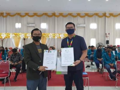 Terapkan Protokol Secara Ketat, STIE AMKOP Gelar Pembekalan KKN BUMDes dan Covid-19