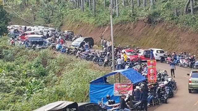 Dorong Potensi Wisata di Hutan Pinus Bulu Tanah, Warga Bone: Terima Kasih Wagub Sulsel