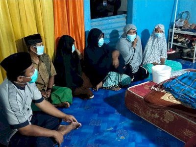 Wagub Sulsel Melayat di Rumah Duka Korban Tenggelam di Waduk Nipa-Nipa