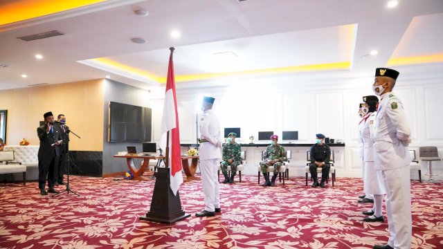 Kukuhkan Paskibraka Sulsel, Ini Pesan Andi Sudirman Sulaiman