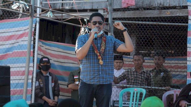 Di hadapan Ribuan Warga Kindang, Andi Aan: Rumpun Keluarga AM Sukri Siap Berada di Garda Terdepan Kacamatayya