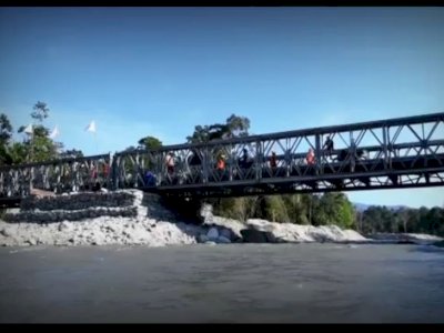 Tahap Finishing, Jembatan Bailey di Masamba Sudah Diujicoba