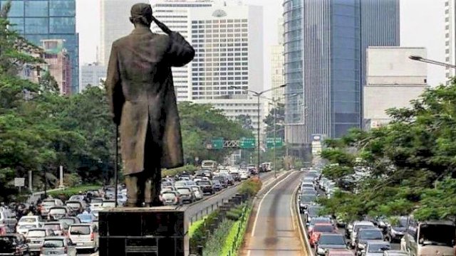 Patung Jenderal Sudirman di Jalan Sudirman, Jakarta Pusat.