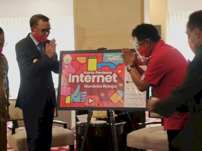 Gubernur Sulsel Launching Program Merdeka Belajar Jarak Jauh