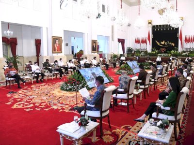 Khawatir Klaster Baru, Presiden Minta Kapolri dan Mendagri Awasi Ketat Pilkada Serentak