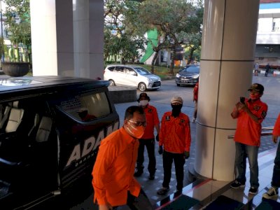 Danny-Fatma Paling Pertama Tiba di Lokasi Pemeriksaan Kesehatan&nbsp;