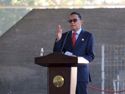 Menko Marvest Luhut Minta Para Gubernur Mencontoh Gubernur Sulsel