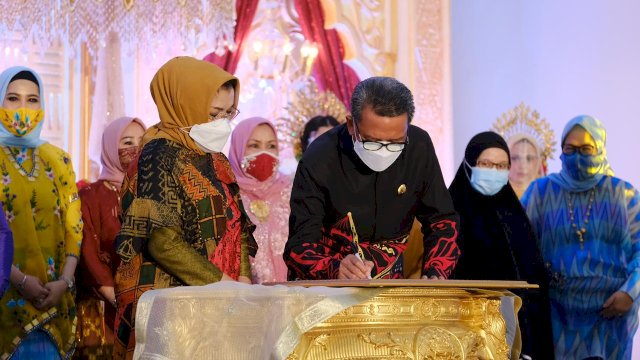 Dimanfaatkan Kembali Untuk Masyarakat, Gubernur Resmikan Gedung Kartini PKK