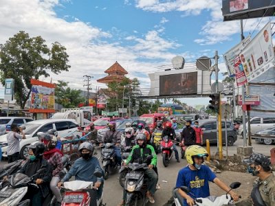 Kemacetan Jadi PR Pemkot di Hari Pertama Pembatasan Akses Masuk Kota Makassar