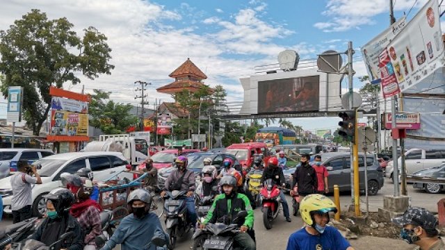 Kemacetan Jadi PR Pemkot di Hari Pertama Pembatasan Akses Masuk Kota Makassar