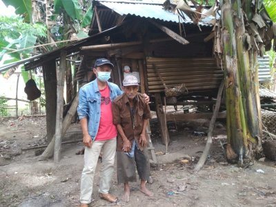 Miris, Pria Berusia 78 Tahun di Pinrang Hidup Sebatang Kara di Gubuk