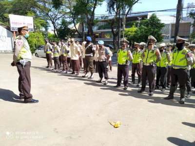 Gubernur Sulsel Bebaskan Seluruh Denda Pajak Kendaraan yang Nilai Jual di Bawah Rp 150 Juta