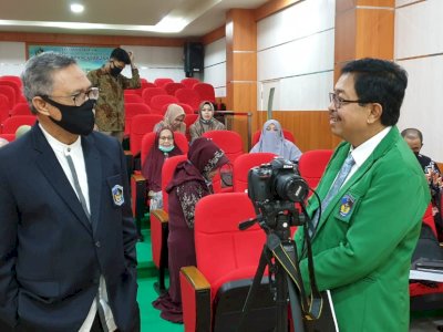 Ketua Dewan Pembina Yayasan Bata Ilyas Raih Gelar Doktor di UMI