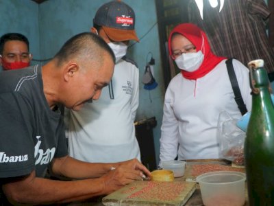 Pj Wali Kota Makassar Apresiasi Kampung Pengrajin Emas di Borong