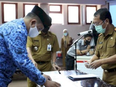 Cegah Penularan Covid-19, 447 PNS Baru Pemkot Makassar Disumpah Via Daring