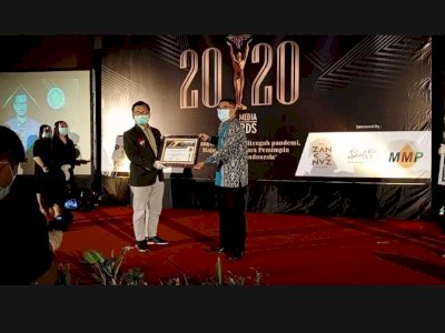 Raih Predikat 100 Tokoh Pembaharu Indonesia, Bahtiar Maddatuang Semakin Mantap Maju Cagub Sultra 2023