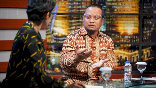 Obrolan Paraikatte, Wagub Sulsel Cerita Pemimpin Inspirasi Hingga Pesan Bagi Pemuda