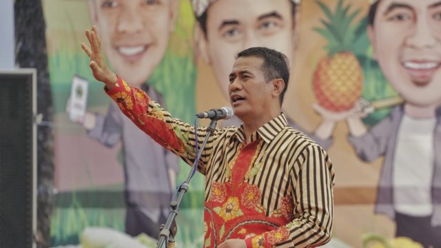 Andi Amran Sulaiman Bakal Mendapat Anugrah Tanda Kehormatan *Pengamat: Ini Bukti Prestasi dari Andi Amran