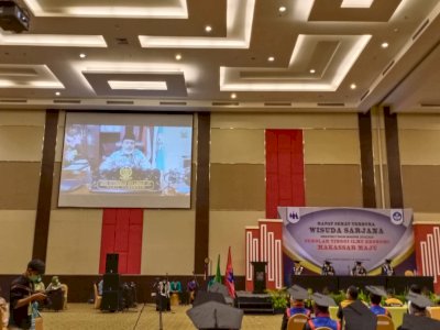 Kepada Wisudawan STIE Makassar Maju, Wagub Sulsel Motivasi Buka Peluang Lapangan Pekerjaan