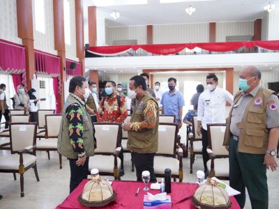 Disaksikan Wagub Sulsel, BNPB Kerja Sama Unhas Dalam Pendampingan Ekonomi Pasca Bencana