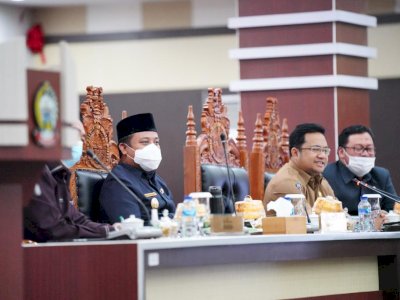 Wagub Sulsel Bacakan Jawaban Gubernur Atas Pandangan Fraksi Terhadap Ranperda APBD 2021