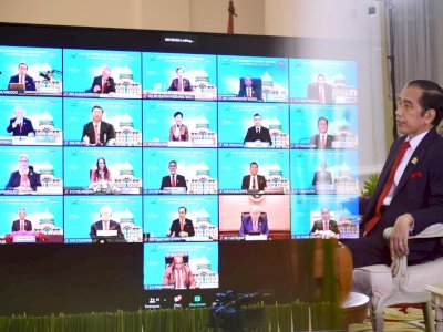 Presiden Jokowi Hadiri KTT APEC 2020 secara Virtual