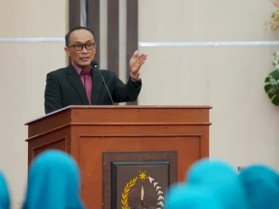 Prof Zudan Kukuhkan Pj Ketua TP PKK Sulsel Ninuk Triyanti Zudan: Mari Wujudkan Masyarakat yang Bahagia dan Sejahtera