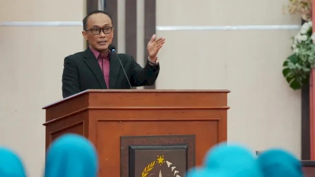 Prof Zudan Kukuhkan Pj Ketua TP PKK Sulsel Ninuk Triyanti Zudan: Mari Wujudkan Masyarakat yang Bahagia dan Sejahtera