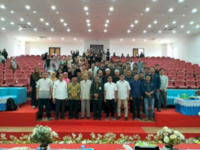 Dekan FSH UIN Alauddin Beri Kuliah Pakar di STAI Majene