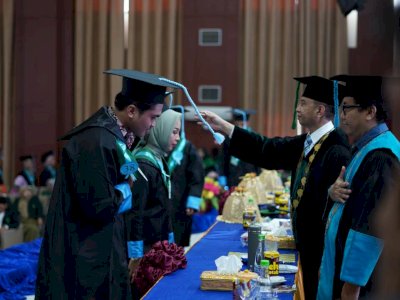 Rektor UIN Alauddin Makassar Ingatkan Wisudawan Jangan Jadi Sarjana Setengah-Setengah