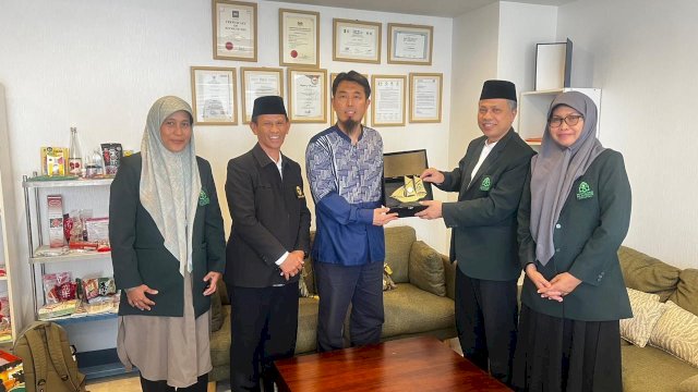 UIN Alauddin Makassar dan NAHA Jepang Jajaki Kerjasama Pengembangan Industri Halal