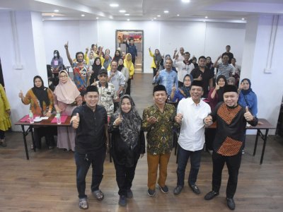 Bahas Pendidikan, Wahab Tahir: Jangan Wariskan Kebodohan Kepada Anak Kita